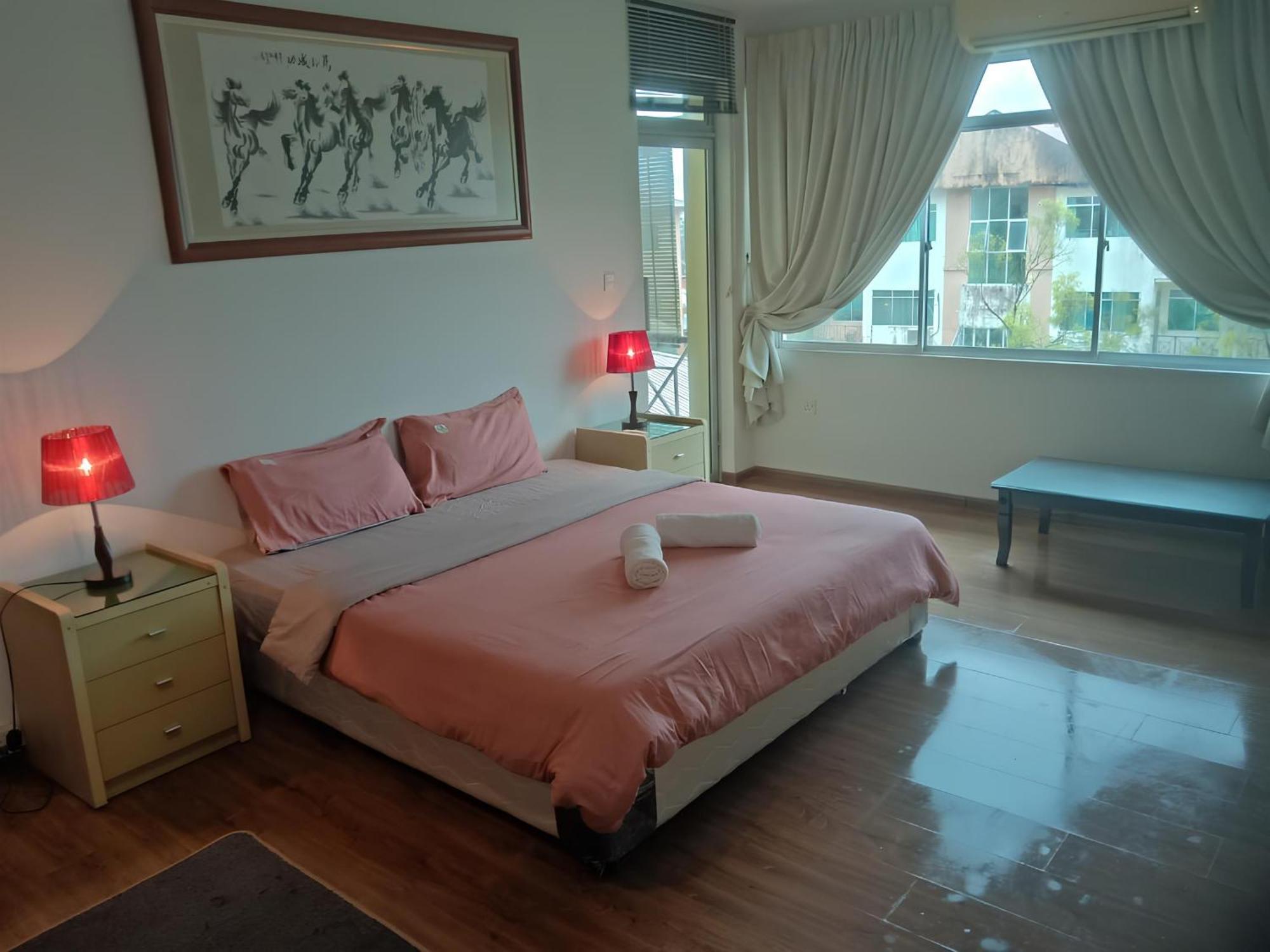Natol Homestay - Kuching Home Penthouse Airport Road Exterior foto
