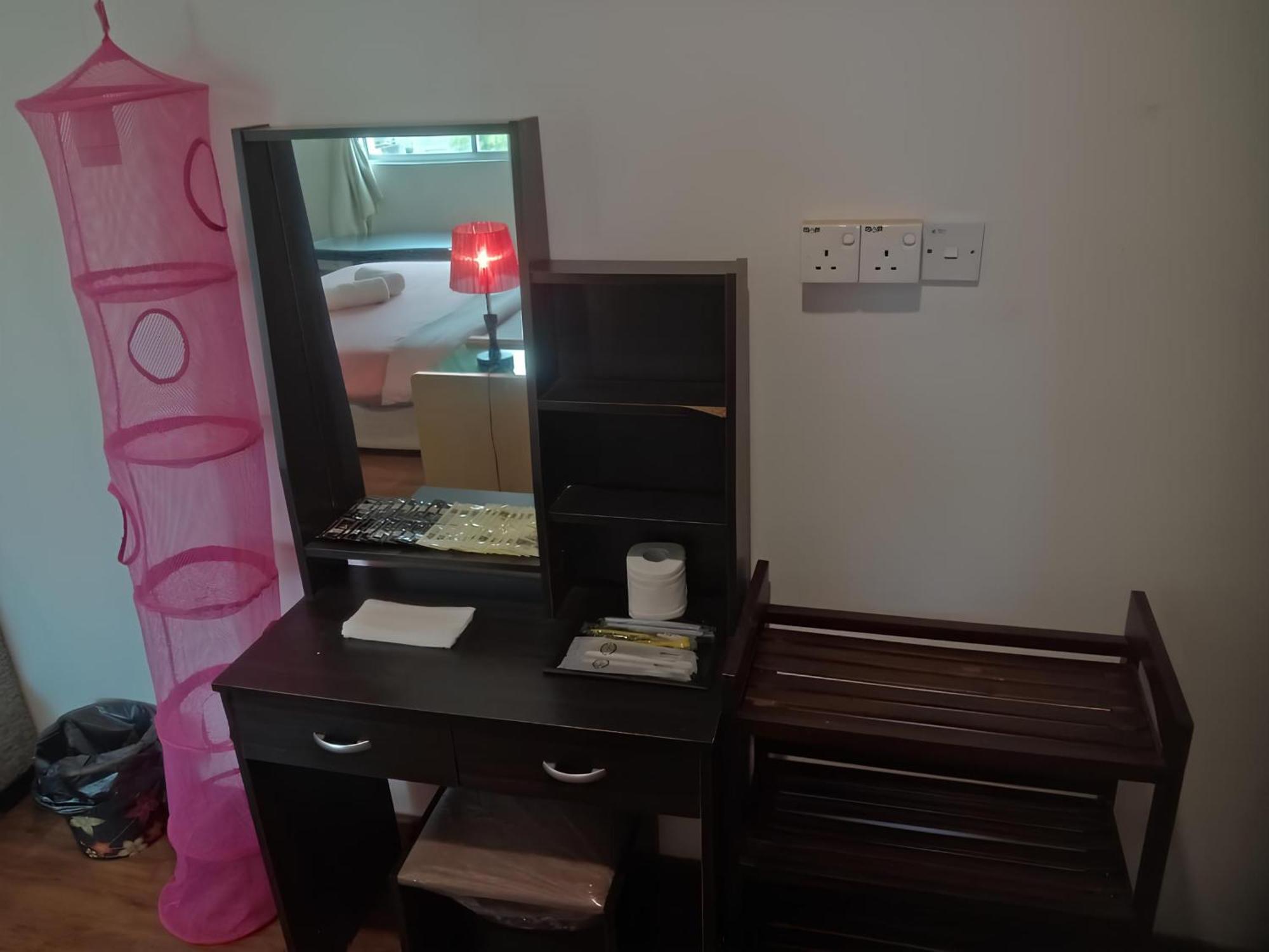 Natol Homestay - Kuching Home Penthouse Airport Road Exterior foto